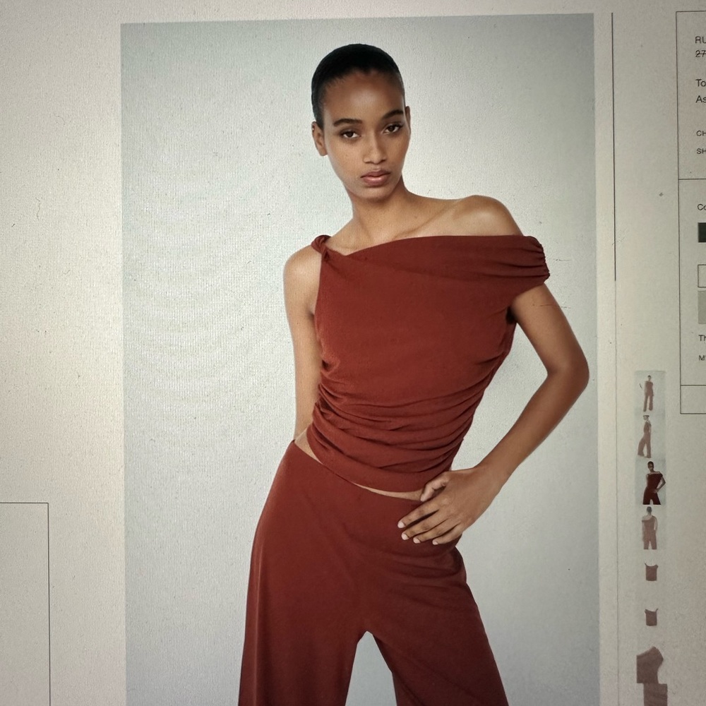 Zara - Ruched asymmetric top (L)